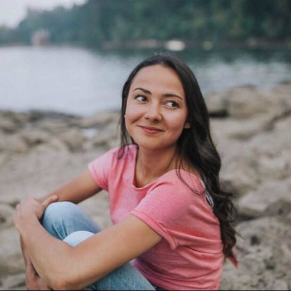 Meet your Posher, Brenna